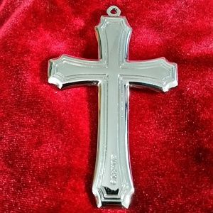 Lenox Cross Necklace pendant